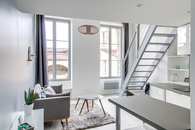 Aménagement d'un salon contemporain.