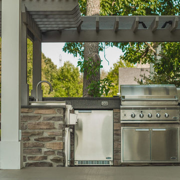 Outdoor Kitchen
