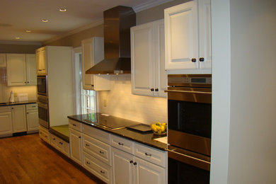 Large transitional kitchen photo in Charlotte