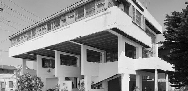 名作住宅 | Houzz (ハウズ)