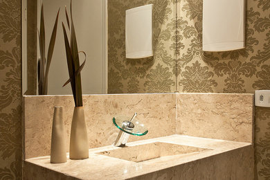 Inspiration for a modern bathroom remodel in Vancouver