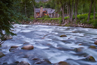 Inspiration for a rustic home design remodel in Denver