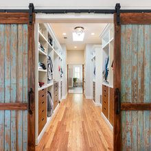 Walk In Closet