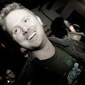 Chris MacManusさんの写真