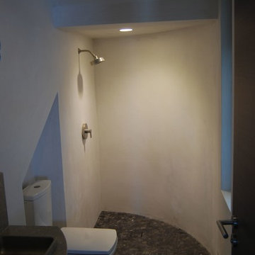 Lime plaster shower