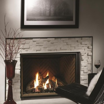 Kingsman 42" Wide Zero Clearance Direct Vent Fireplace with 8 Piece Split Oak Lo