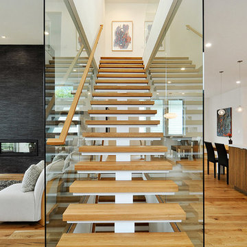 Acacia's Upscale Lifestyle