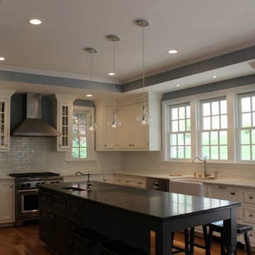 Pure Gray Quartz & Mont Blanc Marble Kitchen