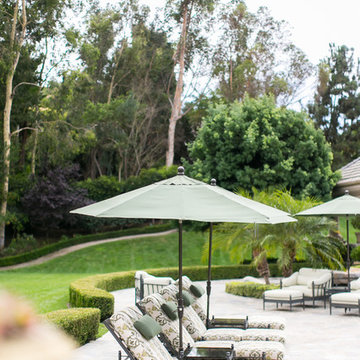 CLASSIC CONTEMPORARY