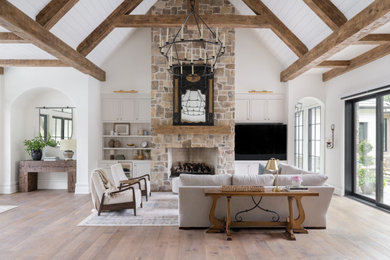 Inspiration for a living room remodel in Indianapolis