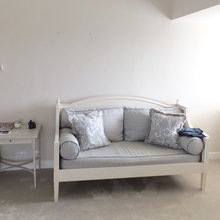 GUSTAVIAN SOFA