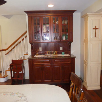 Creme colored cabinets