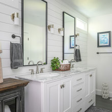 Naomie’s Bathroom