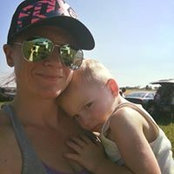 Amanda Chartron's photo