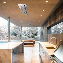 Outdoor Kitchen