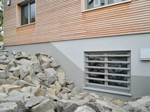 Wie aus einem düsteren Kellergeschoss ein heller Wohnkeller wurde