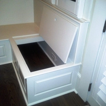 Kitchen Nook Bench