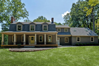 Mountain style exterior home photo in New York