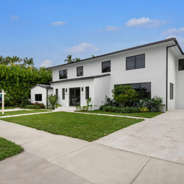 Contemporary Home - 12