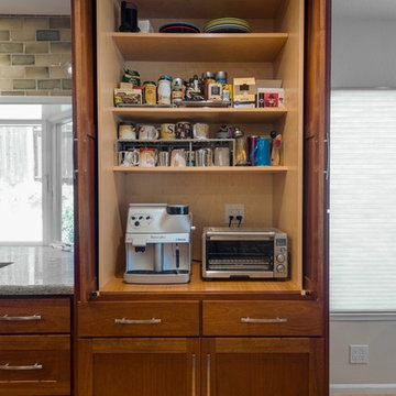Handsome Crafsman Kitchen