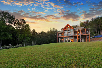 Inspiration for a craftsman porch remodel in Charlotte