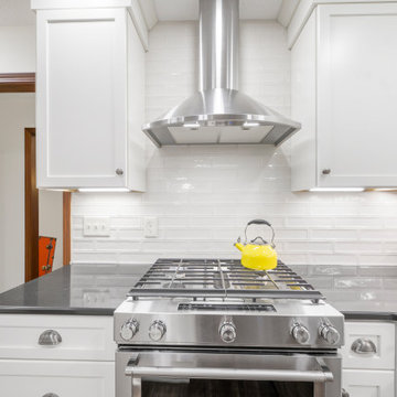 Kitchen in Copley / Fairlawn