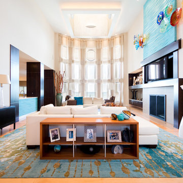 Lakefront Home 001A