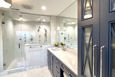 Example of a classic bathroom design in Chicago