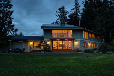 Traditional exterior home idea in Seattle