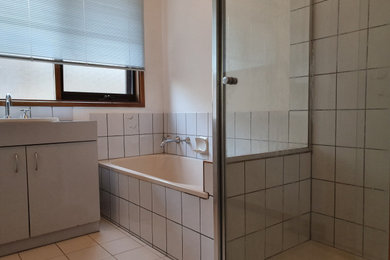 Bathtoom Resurfacing Loft Collection