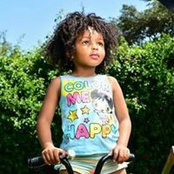 Yvonne Anampiu's photo