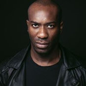 James Noah's photo