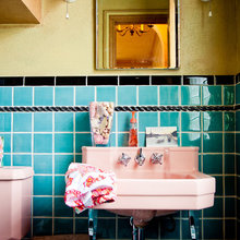 SOPHIE'S bathroom