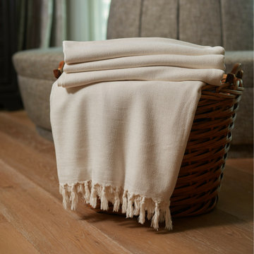 Lushrobe Throw Blankets