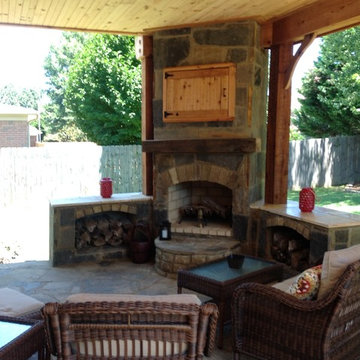 Outdoor Fireplaces & Fire pits