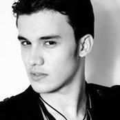 Joshua Yeo's photo