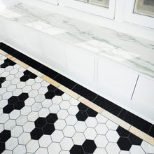 556 Bathrooms