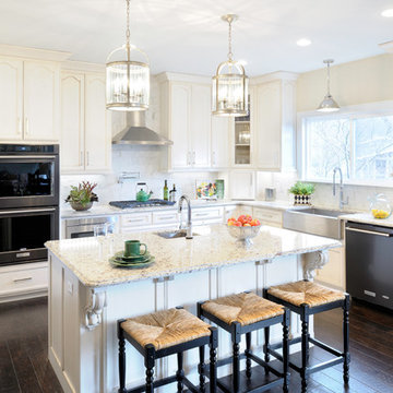Crisp and Custom: Bold colors and Confident contrast define New Build Home