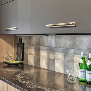 Contemporary Black with a Neutral Pop