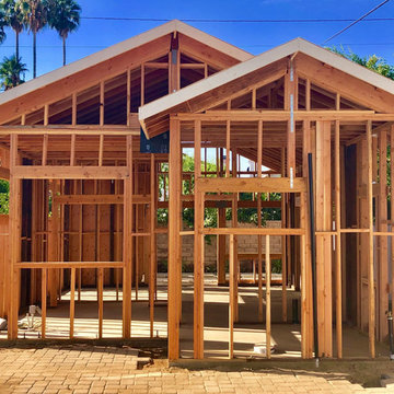 San Fernando Valley - ADU Features 1 full bedroom, full size laundry, kitchen