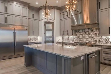 Example of a kitchen design in Charlotte