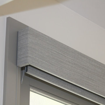 Roller shades-screen, light filtering, room darkening