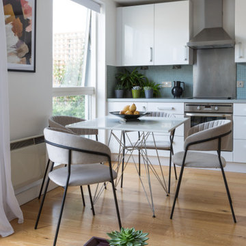 Shorditch Bachelor Pad