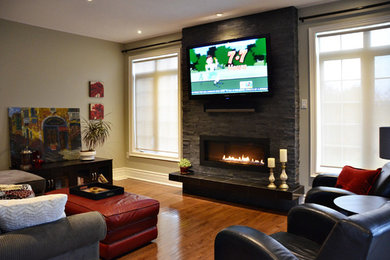 Basement photo in Toronto