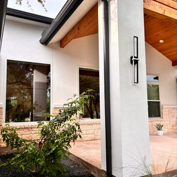 Black seamless gutter installation - Custom home in Georgetown, Texas