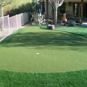 Golf and Putting Greens with Artificial Grass