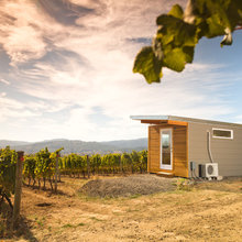 Outdoor Office / Shed