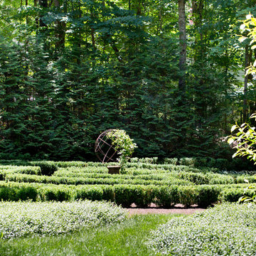 My Houzz: Classic Garden Style for a 1745 Connecticut Farmhouse