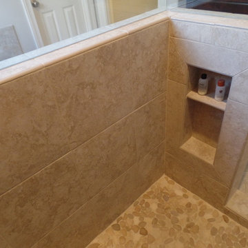 Estanaula Master Bathroom