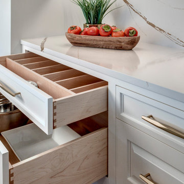 Happiness Guaranteed - A Homeowners Guide to Remodeling without Regret